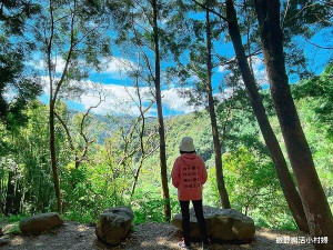 宜蘭景點》蘭陽地區最美的肖楠步道｜在地人的森林秘境景點，走在清幽小徑遠眺群山環繞