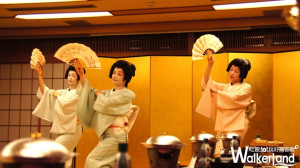 一睹藝伎之美不用到日本，正統藝妓表演就在日勝生加賀屋，一年就這一次。