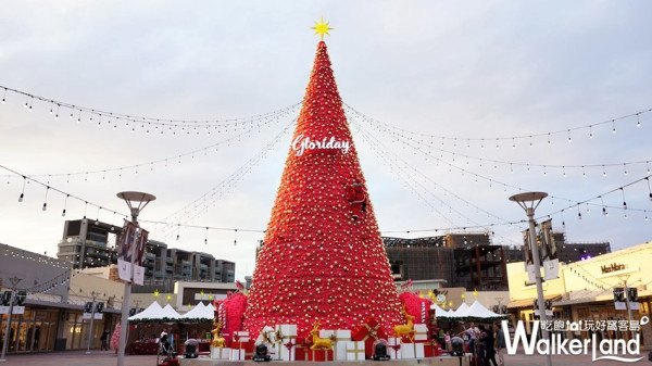 桃園人必逛！華泰名品城打造全新「聖誕市集」，超過25間人氣攤位搶攻聖誕節最夯話題。