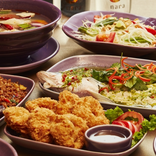 訂不到只能怪你動作慢！最佳泰式餐廳 NARA Thai Cuisine 首推超值「泰式年菜」，外帶回家婆婆開心到多包一包紅包給你。