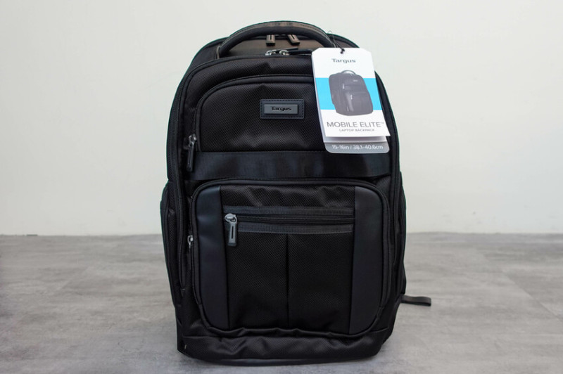 【開箱】Targus Mobile Elite 16 吋菁英後背包 (TBB618)，超大容量與多個內袋設計，筆電專屬安全保護，分類