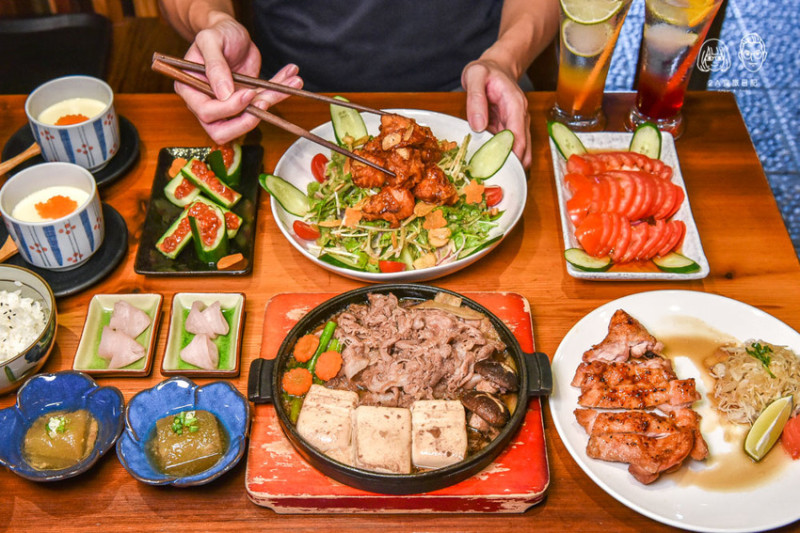 浪花屋：台中西屯區美食-精明商圈，免收服務費、無用餐時間限制的平價日式料理！