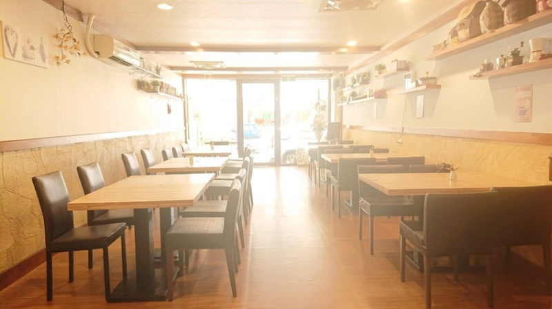 "茉莉咖啡館"藏匿在竹東鎮巷內!有溫度的複合式餐廳