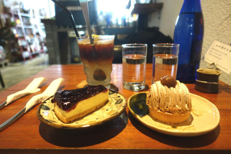 Cheela 小屋‧甜點控在台東的救星~平價不失美味的藍莓起士蛋糕和栗子蒙布朗都好吃!!!!