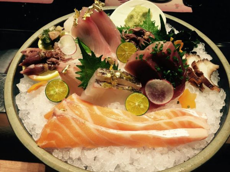 四季彩日本料理-台中-處處都精彩手作當季新鮮食材 美味魅力無法檔
