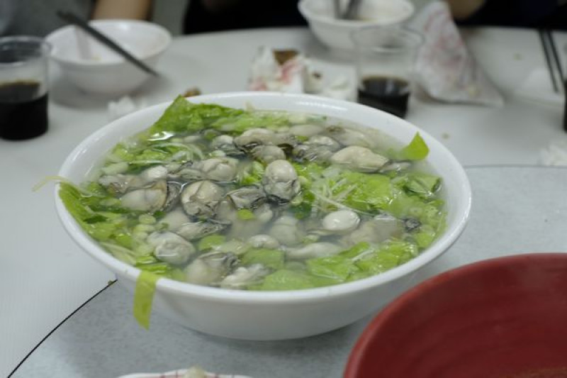 台北萬華 寧夏夜市千歲宴 - 一次吃20道夜市小吃免排隊！