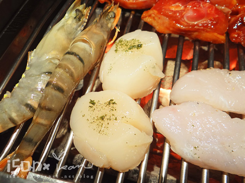 「兩班家韓式碳烤」@大江購物中心4F～美味韓式烤肉不用自己烤