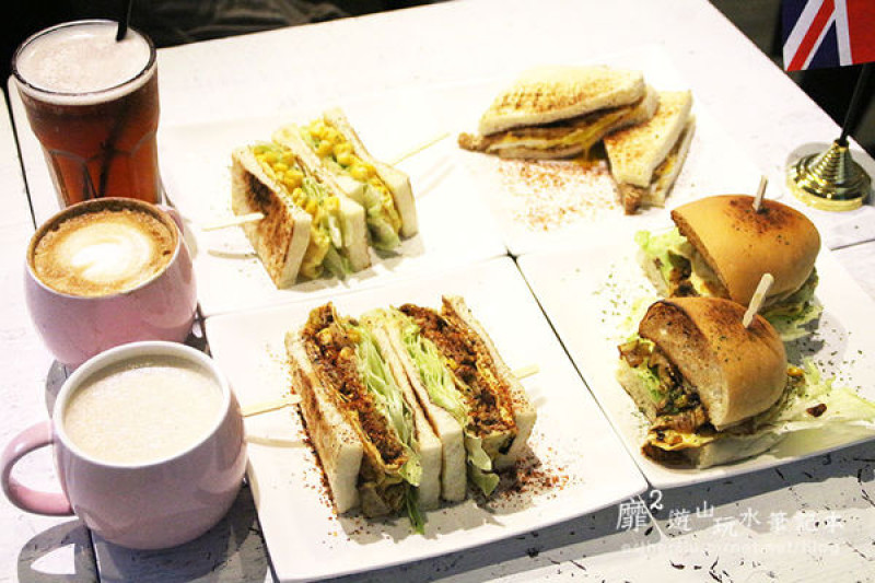 2015-3-29 板橋~就是要吃早餐 創意料理、手作碳烤三明治(捷運江子翠站)