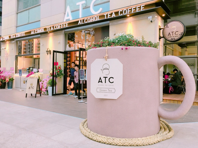 【台中】西屯區 ATC Taichung 超可愛夢幻咖啡杯‧彷彿置身國外般慵懶愜意的咖啡廳