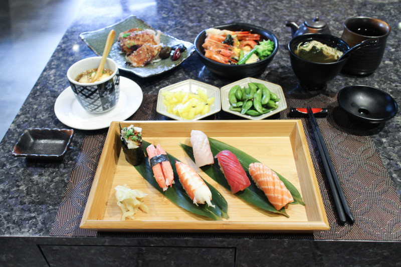 新竹內灣線 | 九川日本料理 ::: 活用現流海鮮，日式割烹料理呈現 - 開朗少女的吃喝跑跳蹦