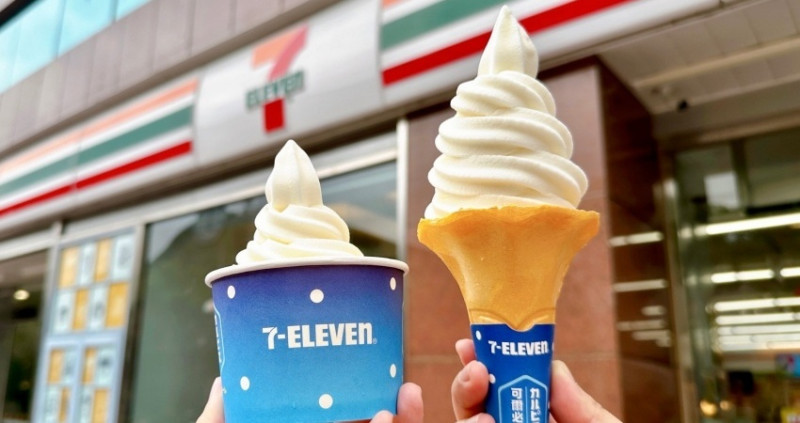 7-ELEVEN可爾必思霜淇淋！小七「可爾必思牛奶霜淇淋」第二支10元優惠開賣，清明連假「思樂冰買一送一」開喝。