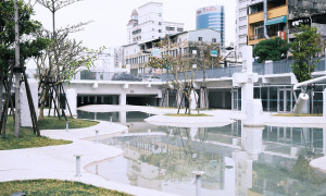 The Spring河樂廣場，台南市區玩水景點！