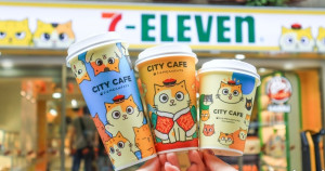 阿瑪的店快朝聖！7-ELEVEN「黃阿瑪主題店」貓貓打卡點、貓貓周邊搶先看，黃阿瑪角色牆、聯名咖啡杯要拍IG。