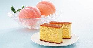 蜂蜜蛋糕不是只有福砂屋，東京必買伴手禮「文明堂」推出夏季限定白桃口味冷凍蜂蜜蛋糕！冰過更好吃喔。