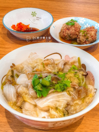 台中美食 白菜滷什 呈現傳統敲竹槓的滋味？白菜滷 蘿蔔糕 經典台式家常口味小吃