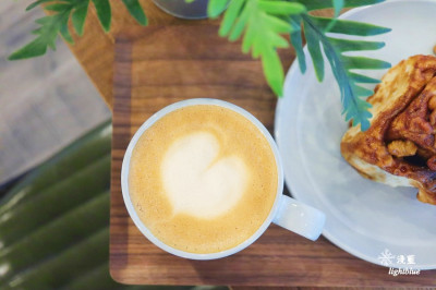 新北林口．機捷A9站美食：淺藍 × ASAGO Coffee 朝來咖啡～全日供餐精品手沖咖啡
