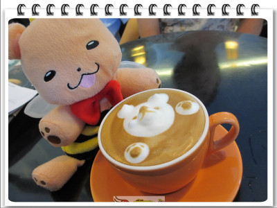 ※台中食記※下午茶「52 cafe」的隱藏版立體3D小熊拿鐵！