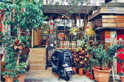 [台北] 網美必訪．士林捷運站旁好拍又好食的「有幸福Cafe」