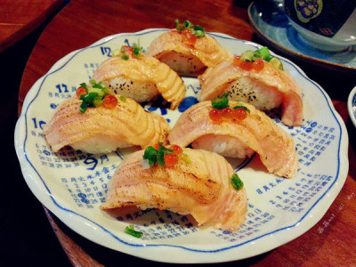 吃高雄｜楠梓美食『森川丼丼』藏在楠都市場裡，學生の日式料理