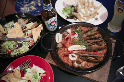 
【ABV Bar & Kitchen】地中海經典美食，西班牙海鮮鍋飯！(新開幕/國父紀念館站/啤酒)
