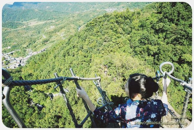平溪「孝子山」- 挑戰心臟強度！飛簷走壁！垂直近90度峭壁x360度環山美景！