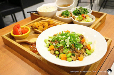 哈福Hot food cafe&meals
