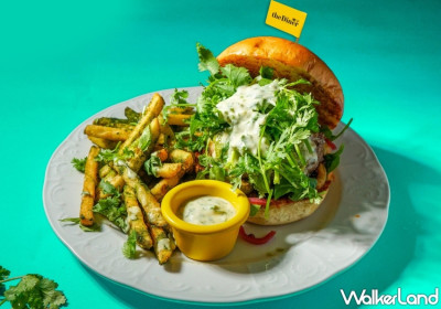 香菜控等不及了！the Diner樂子推出「海量香菜」香香堡，是我香菜多牛肉堡、小黃瓜香菜氣泡飲，實現「香菜自由」、吃幾份都不是問題。