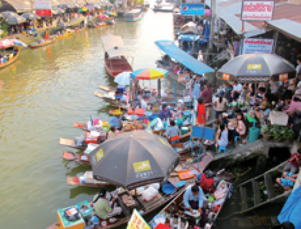 #在曼谷必做的30件事  遊覽傳統水上市場