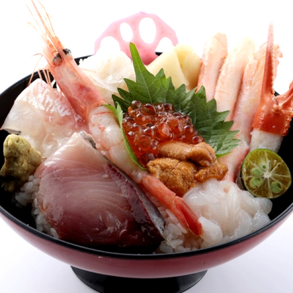 終於來台北了！日本老字號「冰見海鮮丼 粋鮨」插旗信義區，超高CP值「日本直送海鮮丼」一定要搶吃。