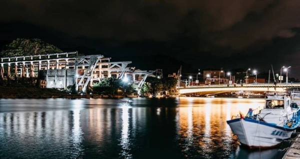 基隆今夜太美！基隆潮藝術9/27登場，最大亮點「阿根納造船廠」點燈，絕美夜色網美必拍。