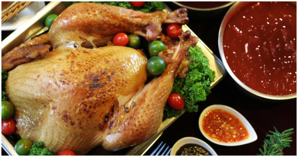 永安棧爐烤火雞創意三吃，感恩節499元起吃到飽。