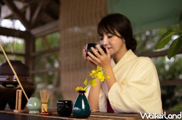 抹茶控約住飯店了！宜蘭綠舞攜手「平安京茶事」推出抹茶祭限量住房專案，打造日式「戶外茶席」 、穿浴衣吃羊羹，一秒就有飛到日本的感覺。