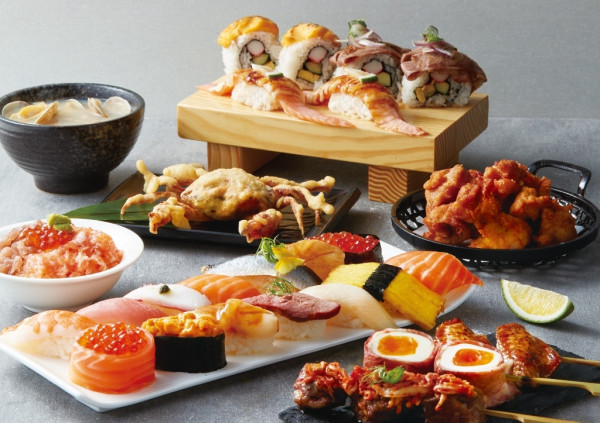 簡易版「壽司大胃王」在板橋！点爭鮮和食大胃王「10盤就打8折」，迴轉壽司控一定要挑戰「50盤壽司免費吃」。