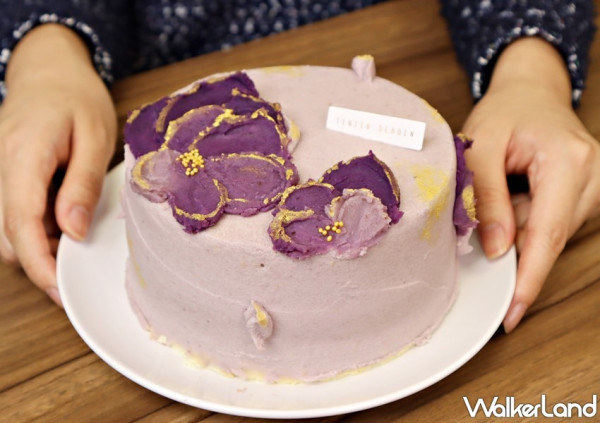芋泥鹹蛋黃蛋糕！板橋點點甜甜X鮮乳坊聯名推出「芋頭金沙戚風蛋糕」，綿密芋泥、鹹蛋黃卡士達挑戰最邪惡母親節蛋糕稱號。