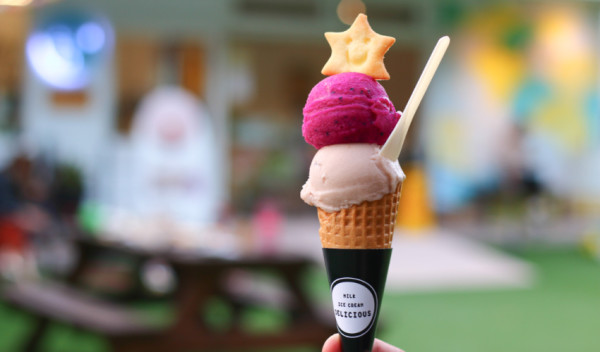 為夏天做準備吧！來自屏東的CornAlley玉米三巷自然味冰淇淋 產地鮮果的沁涼冰淇淋直送到你家，今年夏季少不了這款冰！