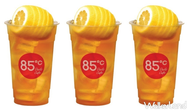 20元喝「整顆檸檬」紅茶！85˚C新品「檸檬多多」強勢登場，超人氣「一顆檸檬系列」再加碼第二杯20元，讓飲料控天天都要喝。