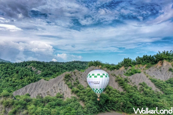 民眾敲碗等不及了！高雄「田寮月世界、愛河」首度進行熱氣球升空測試，打造高雄觀光新景點、讓人一秒置身土耳其卡帕多奇亞雲端。