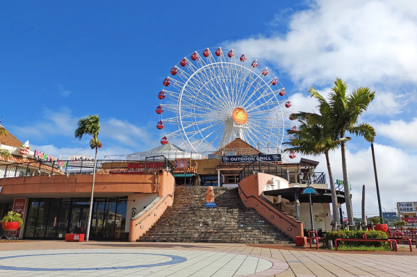 又有沖繩回憶要消失！沖繩「美國村摩天輪」驚傳拆除，未來預計改建觀光飯店，引發許多民眾不捨。