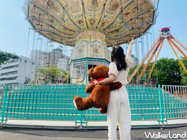 台南人搶先衝一波！歐美主題樂園「JETS嘉年華台南場」7/30正式開玩，占地約1600坪、瘋玩18項遊樂設施，膽大的先玩Sky Diver瘋狂尖叫飛天輪。
