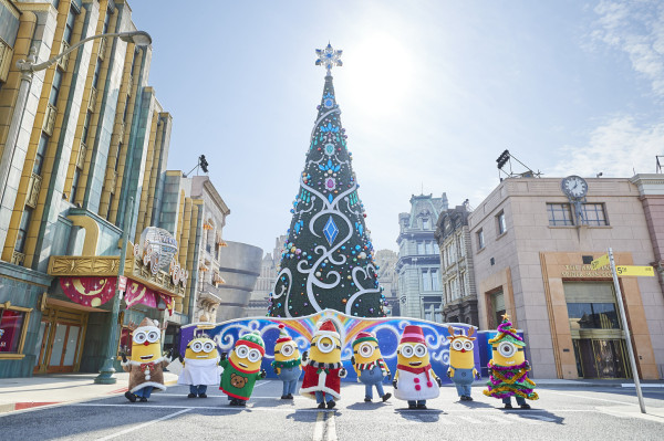 世界最高聖誕樹回來了！大阪環球影城「NO LIMIT! Christmas」強勢回歸，金氏世界紀錄「30公尺聖誕樹」曝光，加碼再看「聖誕裝小小兵」超萌表演。