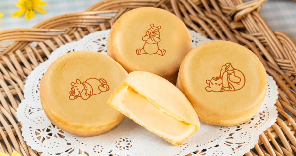 維尼車輪餅捨不得吃！日本小7「小熊維尼車輪餅」超萌登場，濃郁奶香「冰涼卡士達內餡」超可口，免費再送限定「小熊維尼貼紙」。