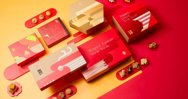 再問就是舊振南！百年品牌舊振南迎來135周年推出「龍賀新年春節禮盒」，將禮盒化身創意「龍」造型七巧板、怎麼能不買。