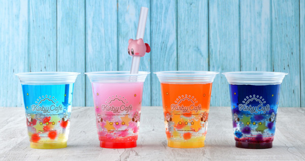 卡比粉必訪星之卡比主題咖啡廳，Kirby Café夏季新品推出4款消暑沁涼飲品，再加碼送獨家卡比造型裝飾。