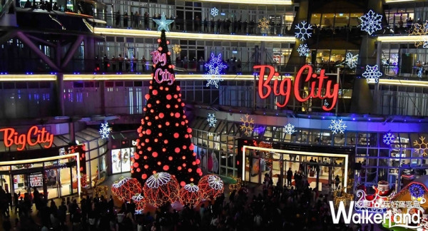 新竹人一定要拍！Big City巨城購物中心打造「15米雪花聖誕樹」，加碼巨型薑餅屋必拍。