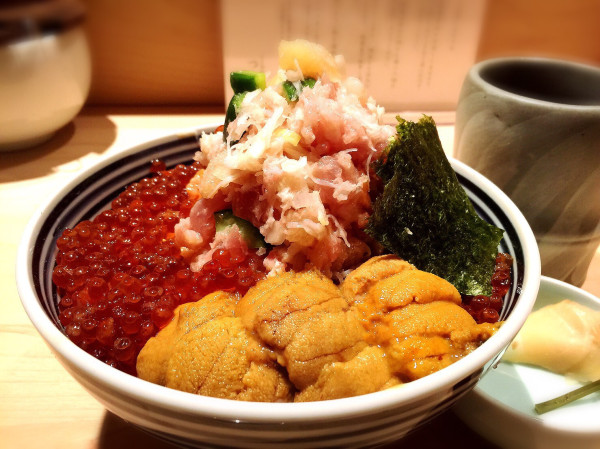 海鮮控絕對要搶第一！堪稱日本最強「日本橋海鮮丼」6/23插旗信義區，「日本四強」聯手打造超豪華海鮮丼必吃。
