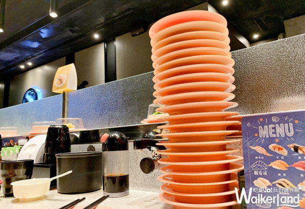 壽司大胃王準備開吃！爭鮮「大胃王挑戰賽」台北首次開賽，大胃王手刀挑戰壽司免費吃。
