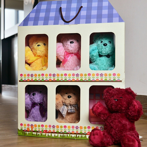熊熊控搶先住！台南晶英酒店「泰迪熊主題房」全面大升級，入住就送六隻限量馬卡龍色系泰迪熊小屋。