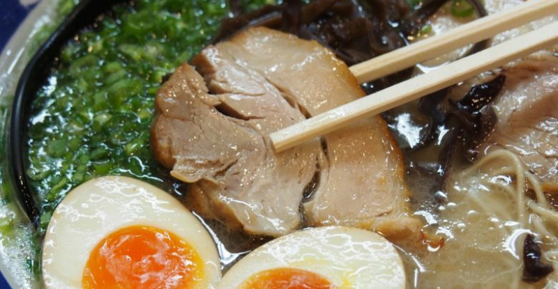 濃厚滋味的代表、豚骨拉麵的起源地--福岡在地豚骨拉麵非吃不可4選