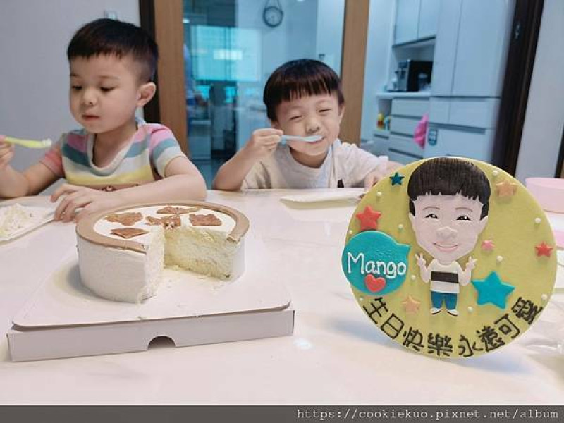 台北客製化蛋糕宅配開箱，超可愛人像造型蛋糕推薦心得分享