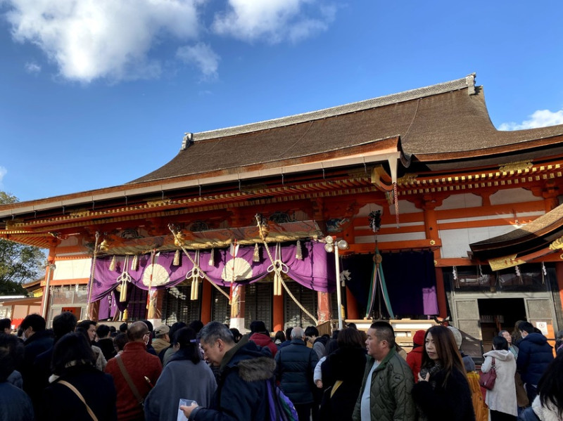 京都八坂神社、清水寺與祇園 - 體驗日本過年走春氣息，一起人擠人走上山